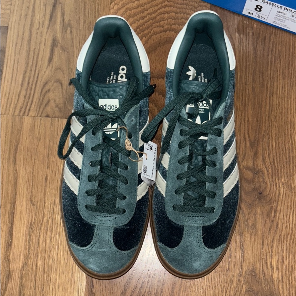 Adidas Gazelle Green Sneakers - Picture 3 of 5